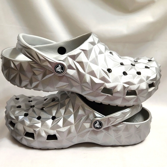 CROCS Metallic Silver Geometric Shape Clogs Mules (Unisex m size 10, w size 12) - Picture 3 of 11
